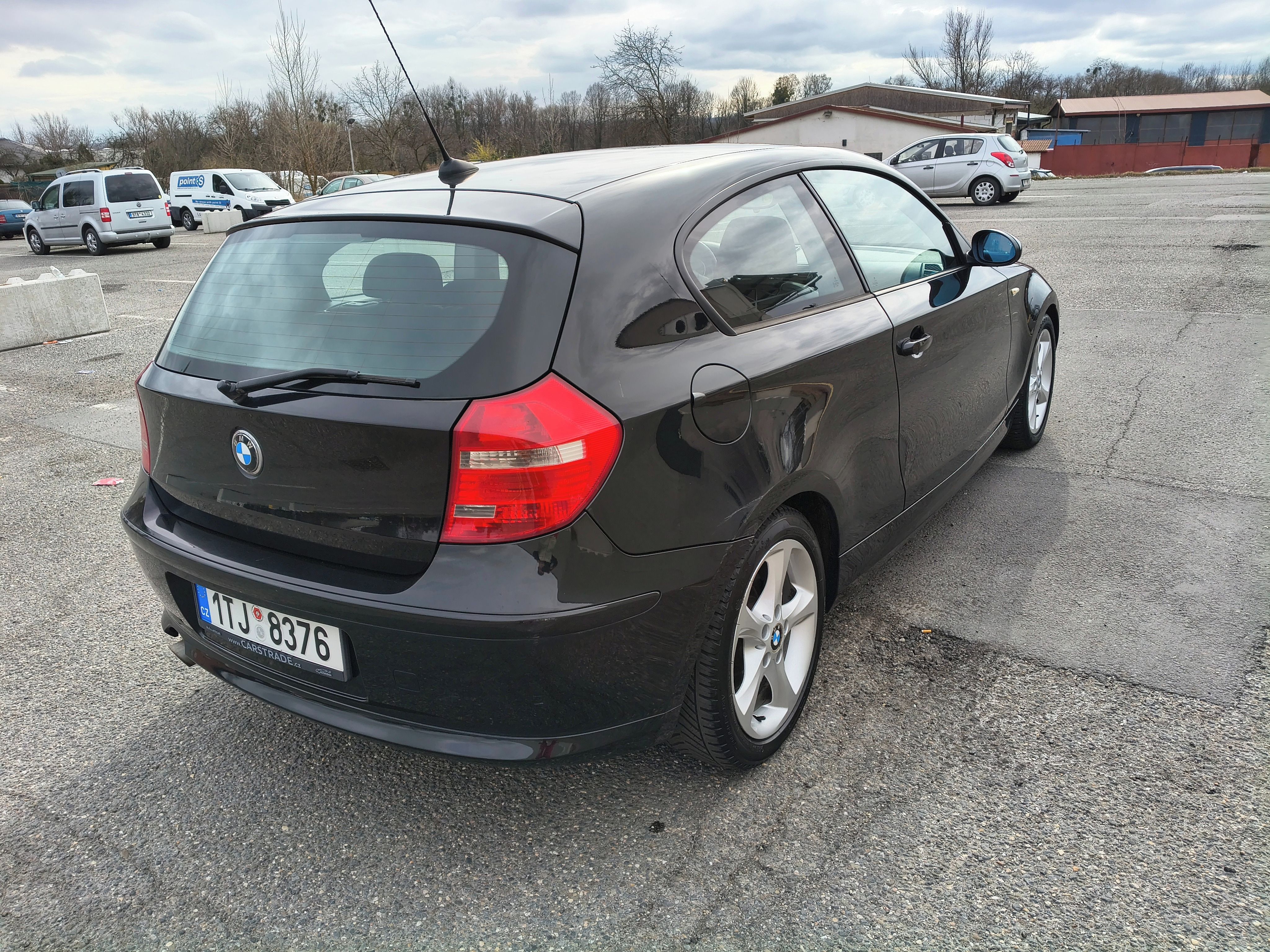 BMW Řada 1, BMW 118d - servisováno - fotka 3