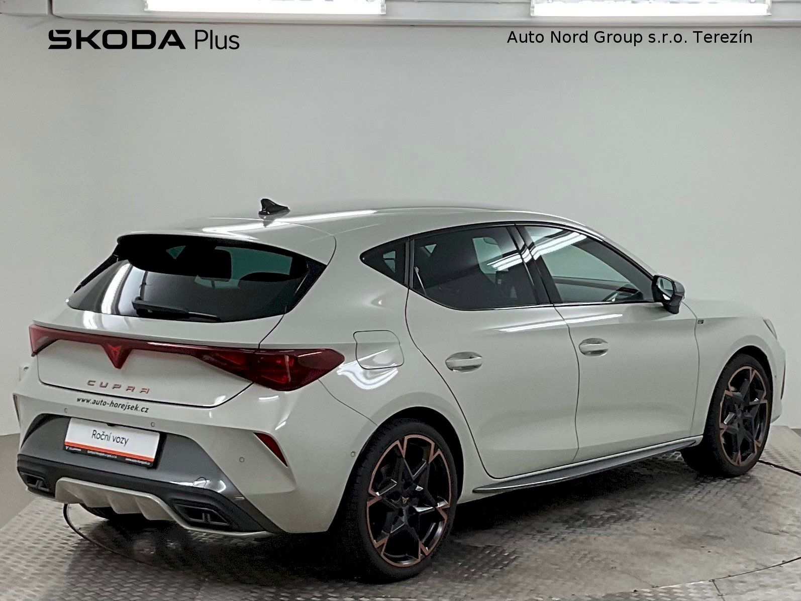 Cupra Leon, 1.5 eTSI 110KW - fotka 2