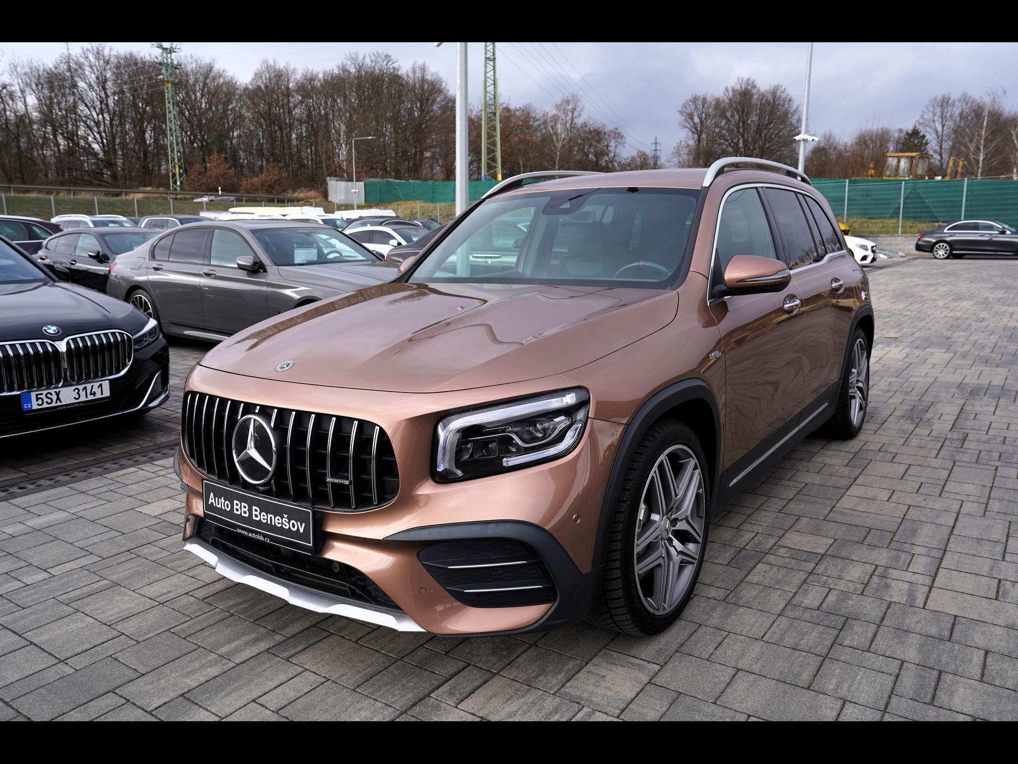 Mercedes-Benz GLB, GLB 35 AMG 4Matic/310 PS/ČR - fotka 2