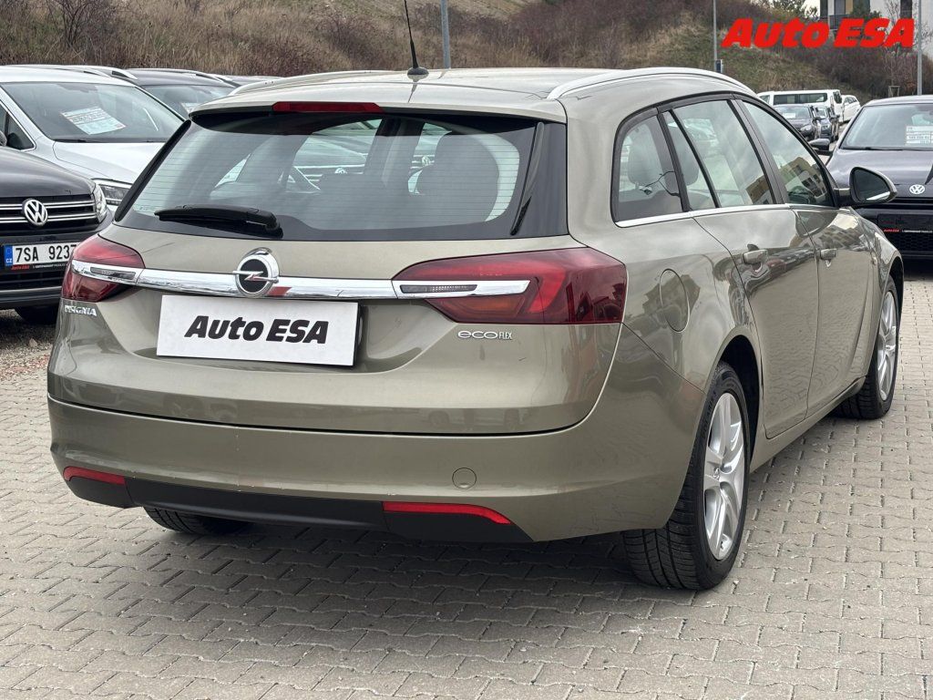 Opel Insignia, 2.0 CDTi,ČR - fotka 4