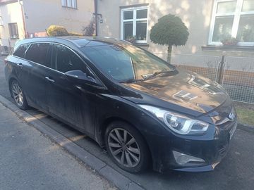 Hyundai i 40 s vadou motoru