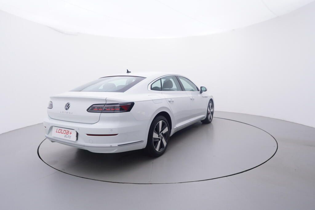 Volkswagen Arteon, Elegance 2.0 TDI 110 kW - fotka 5