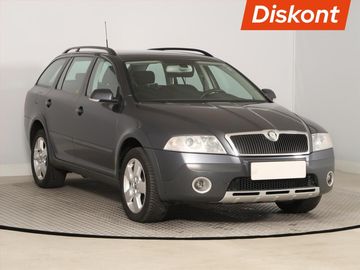 Scout 2.0 TDI, 4X4, ČR,1.maj