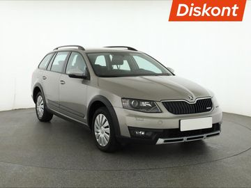 Scout 2.0 TDI, 4X4, ČR,1.maj