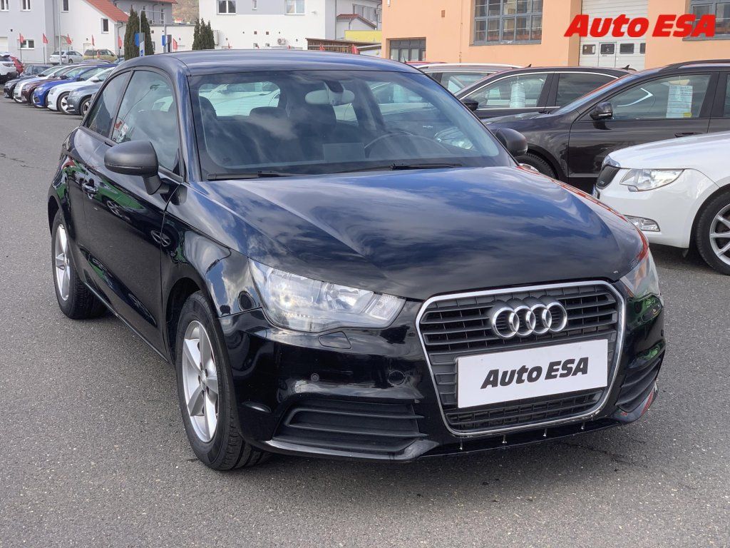 Audi A1, 1.6TDi,autoAC