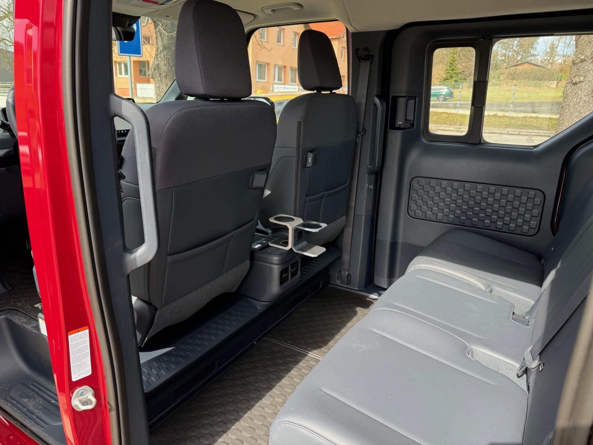Kia PV5, 5P 4x2 ELITE 120 KW + 71,2 KWH - fotka 6