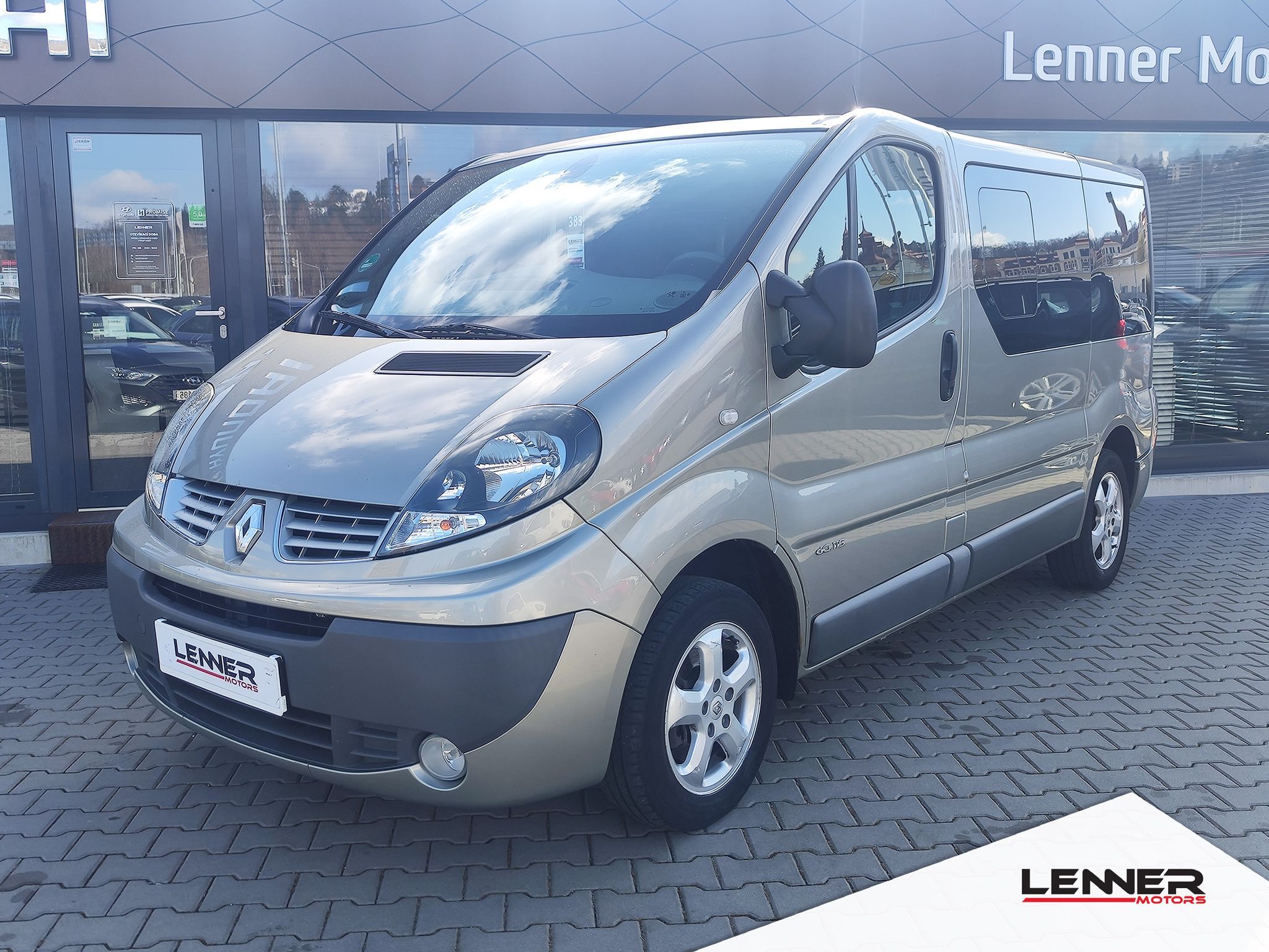 Renault Trafic, 2.0 DCi/84kW Passenger