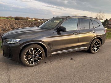 X3 M4.0D