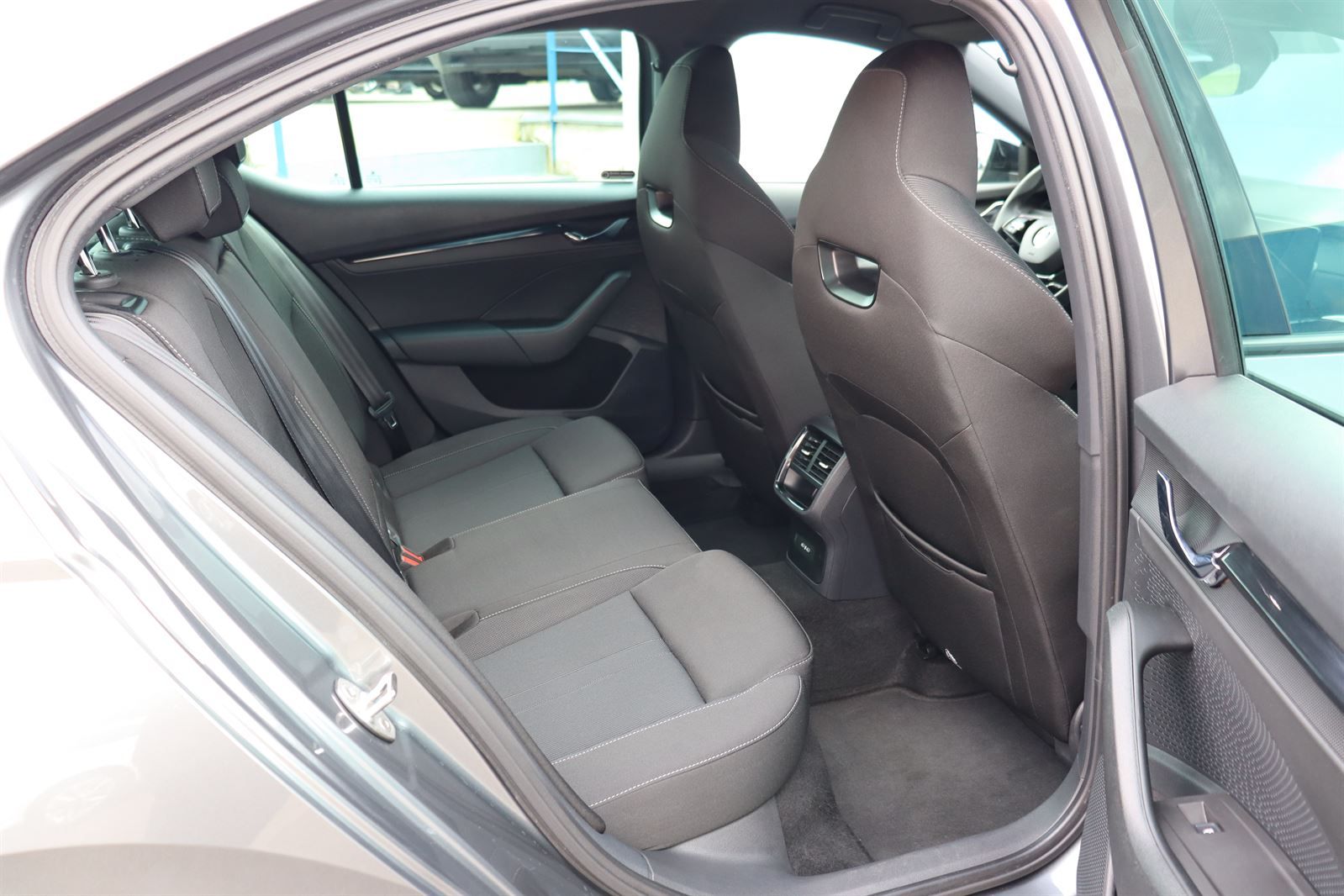 Škoda Octavia, 1.5 TSI Sportline - fotka 6