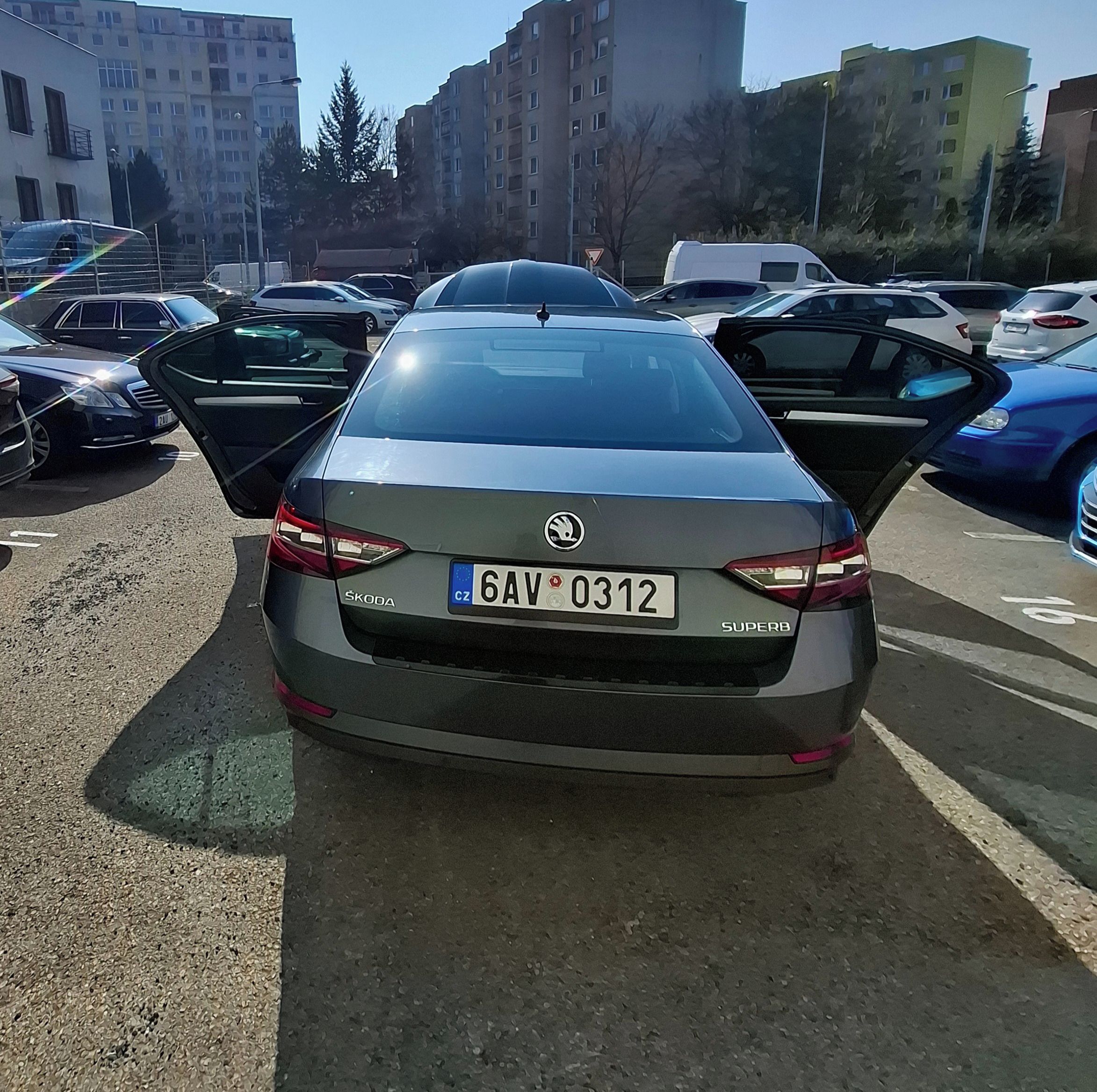 Škoda Superb, Škoda Superb 2.0 TDI - fotka 6