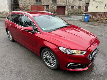 Ford Mondeo Hybrid kombi