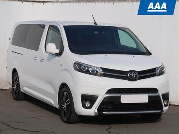 2.0 D-4D, 8 míst, L2, Automat