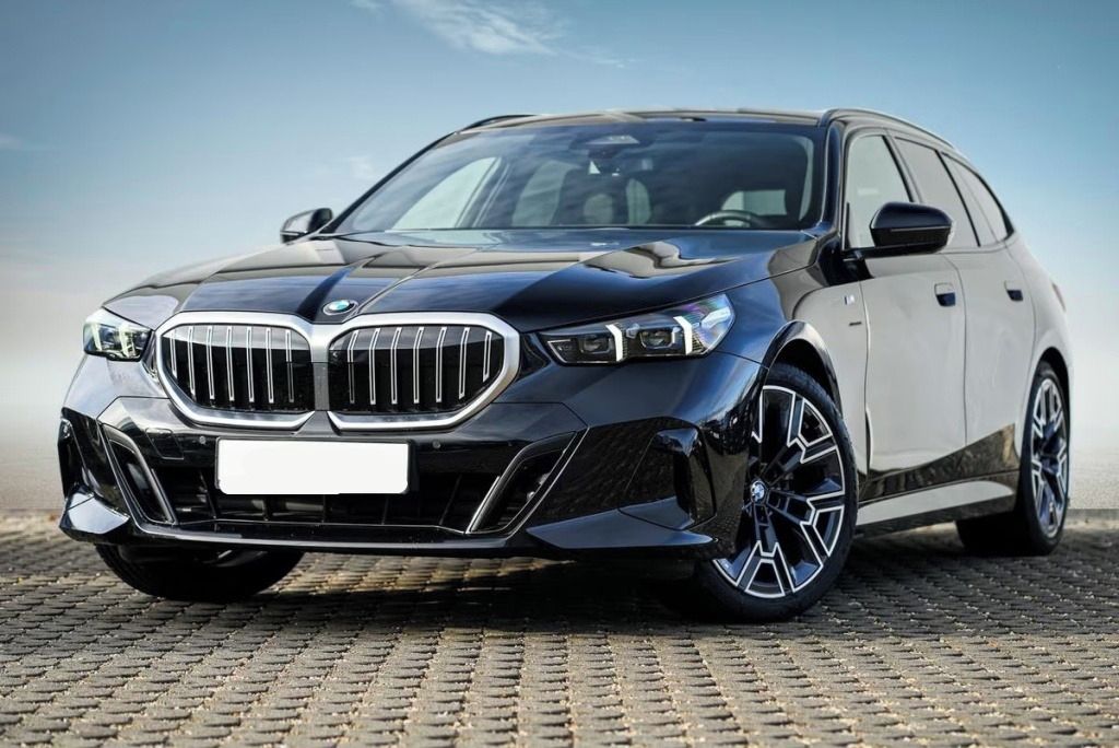 BMW Řada 5, 520 d Tour M-Sport*360° kamera