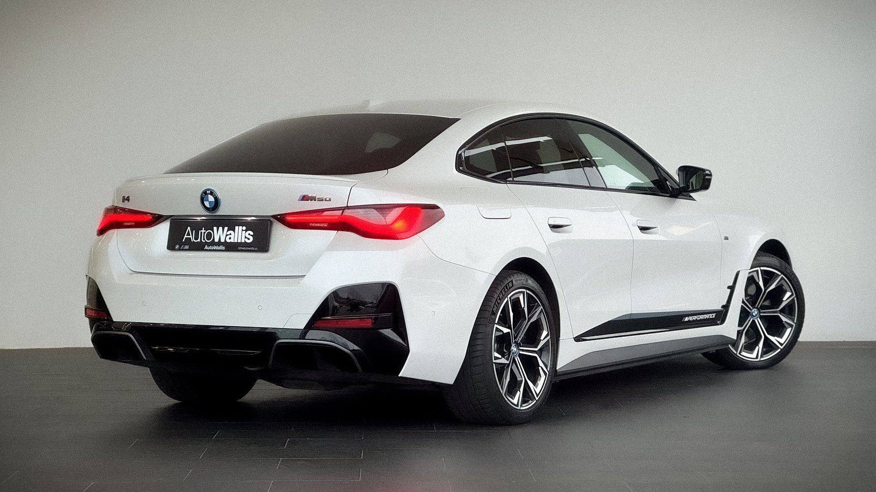 BMW i4 - fotka 2