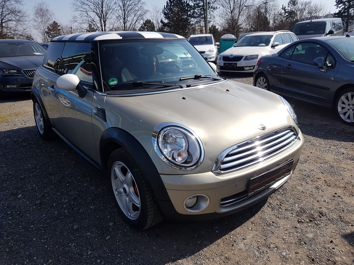 Mini Cooper, 1.6i 88KW 6RYCHLOSTÍ
