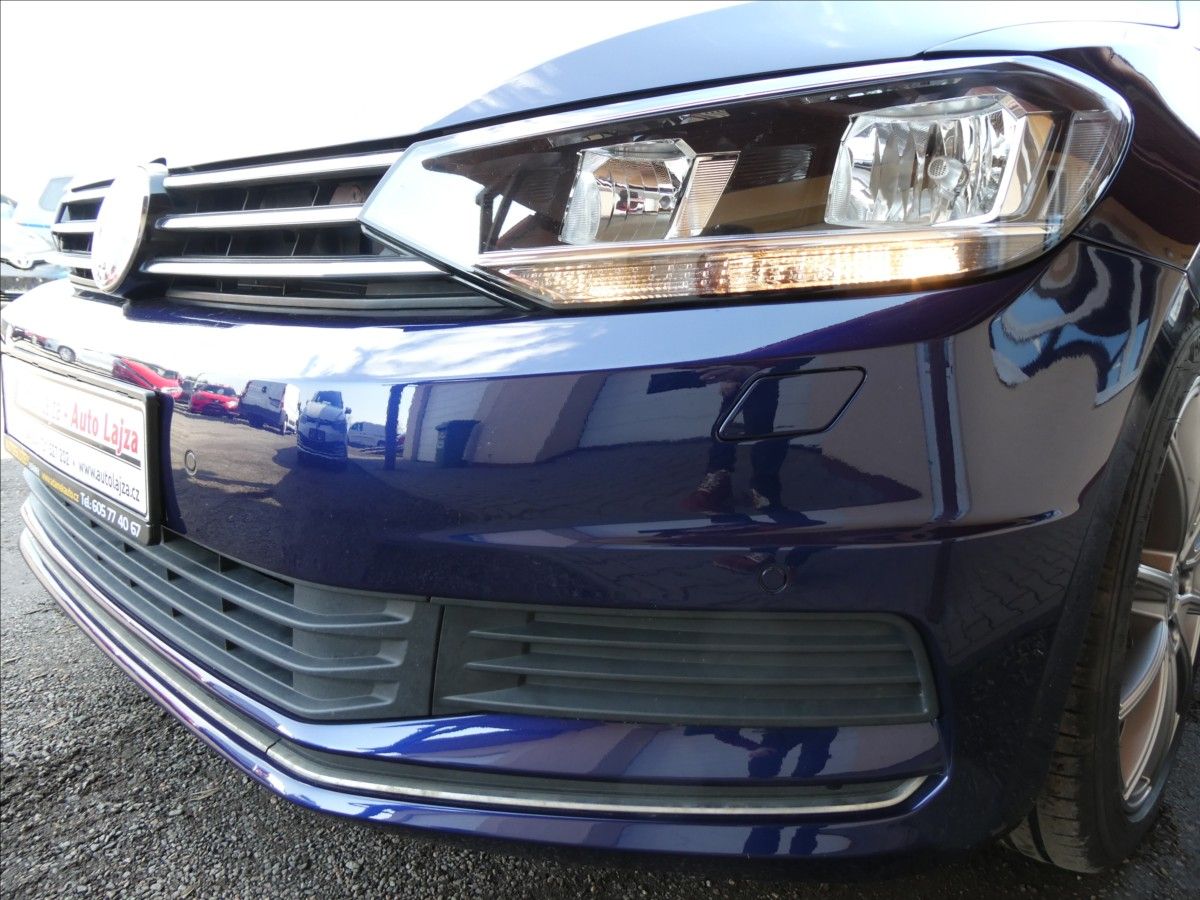 Volkswagen Touran, 1,2 TSi 81kW 7.míst, NAVI - fotka 4