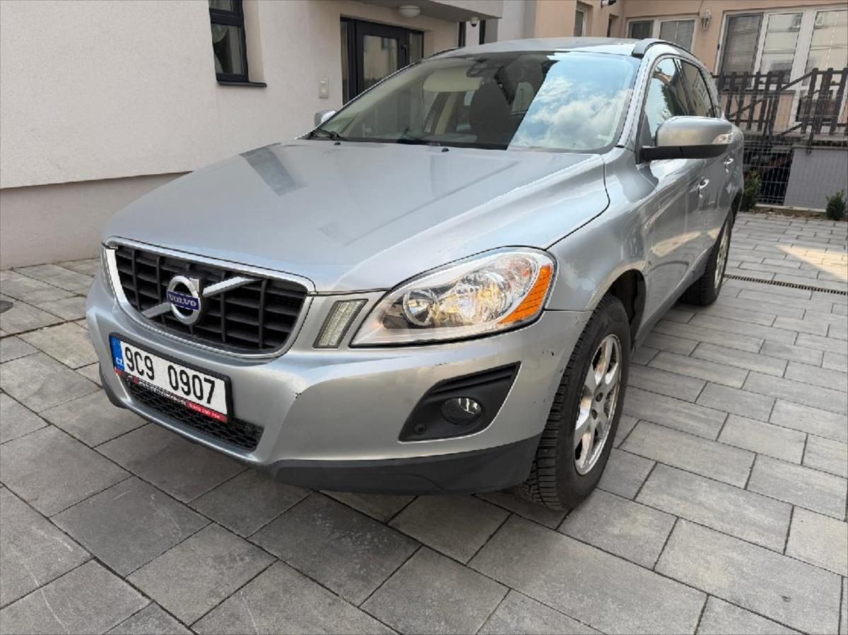Volvo XC60, 2,4 - fotka 2