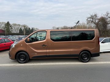 1.6DCi 92kW ČR Long 8.míst