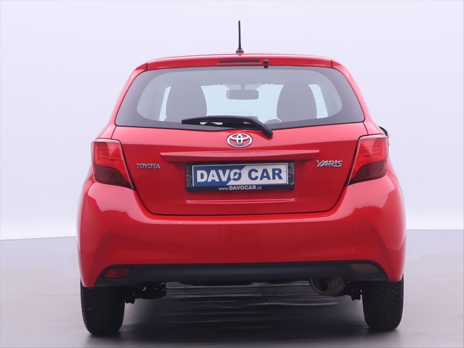 Toyota Yaris, 1,0 VVT-i 51kW Entry Serv. kni - fotka 5