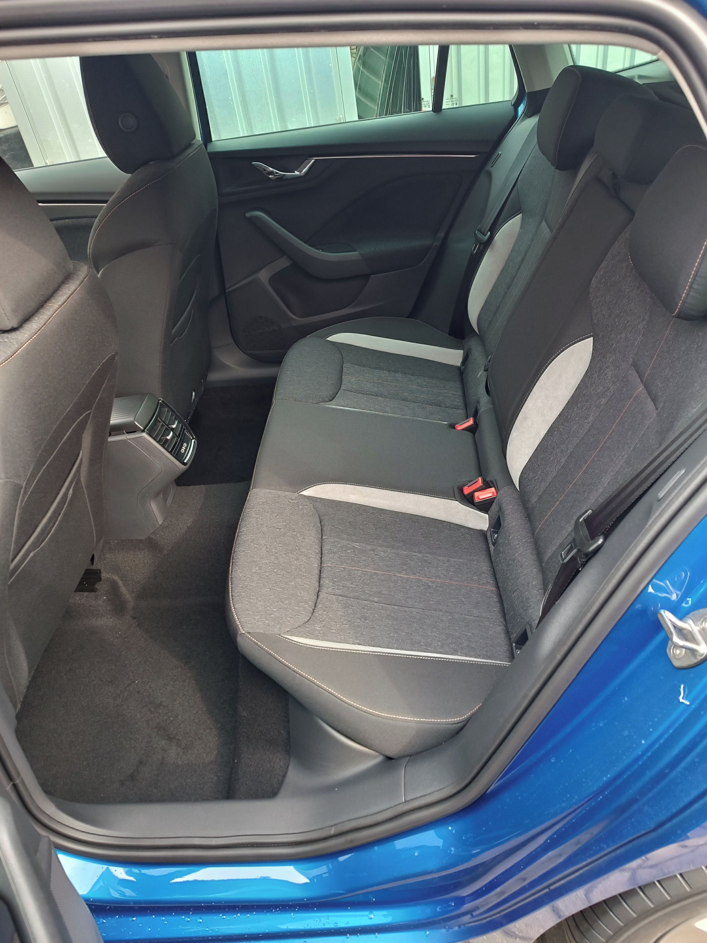 Škoda Scala, Top Select. 1,5 TSI 110kw 6man - fotka 6