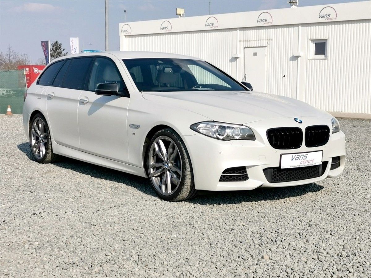 BMW Řada 5, M550d 280kw Xd*HUD*Webasto*TZ - fotka 2