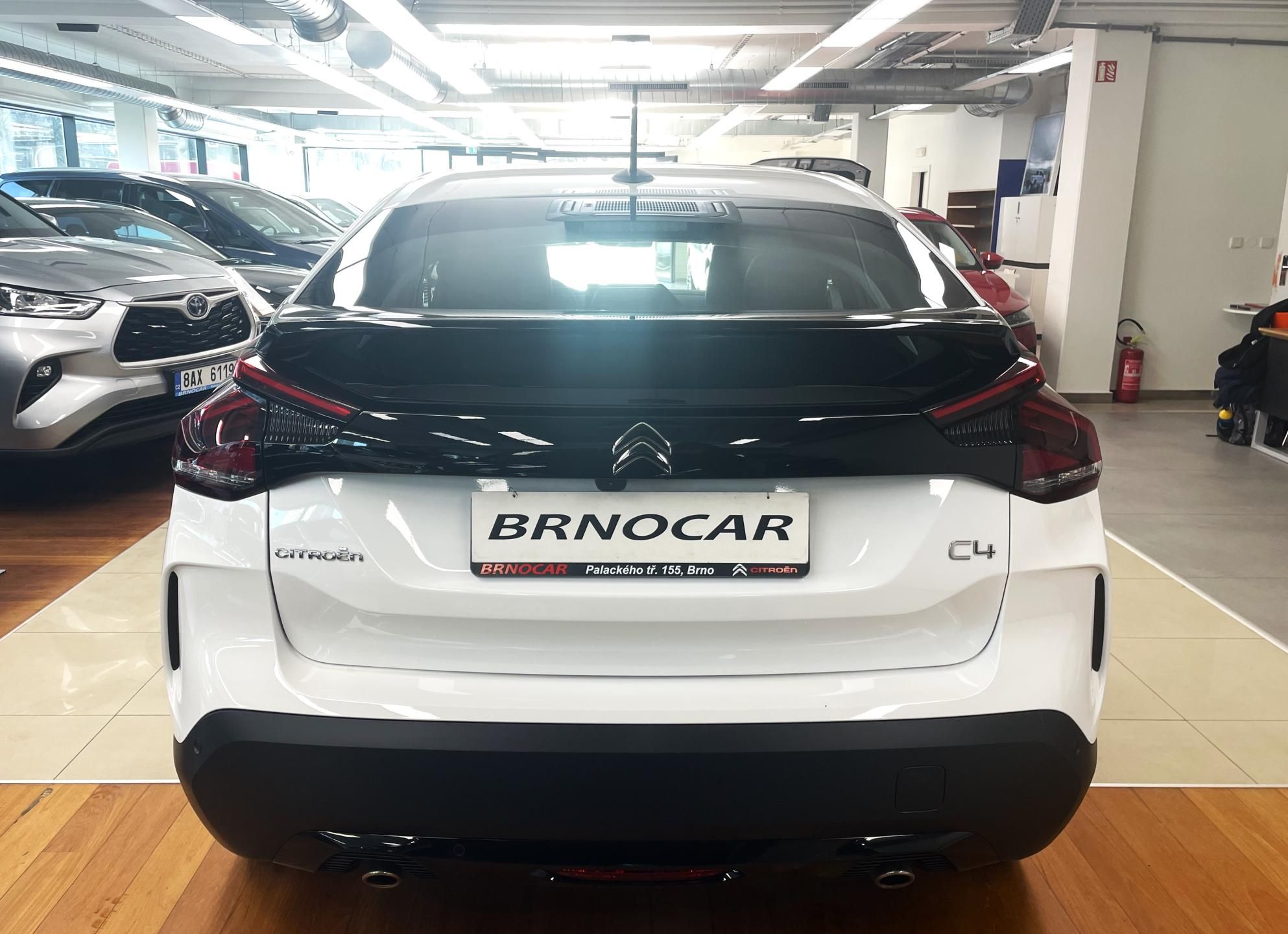Citroën C4, PLUS 1.2 PT Hybrid 130S&S EAT8 - fotka 5