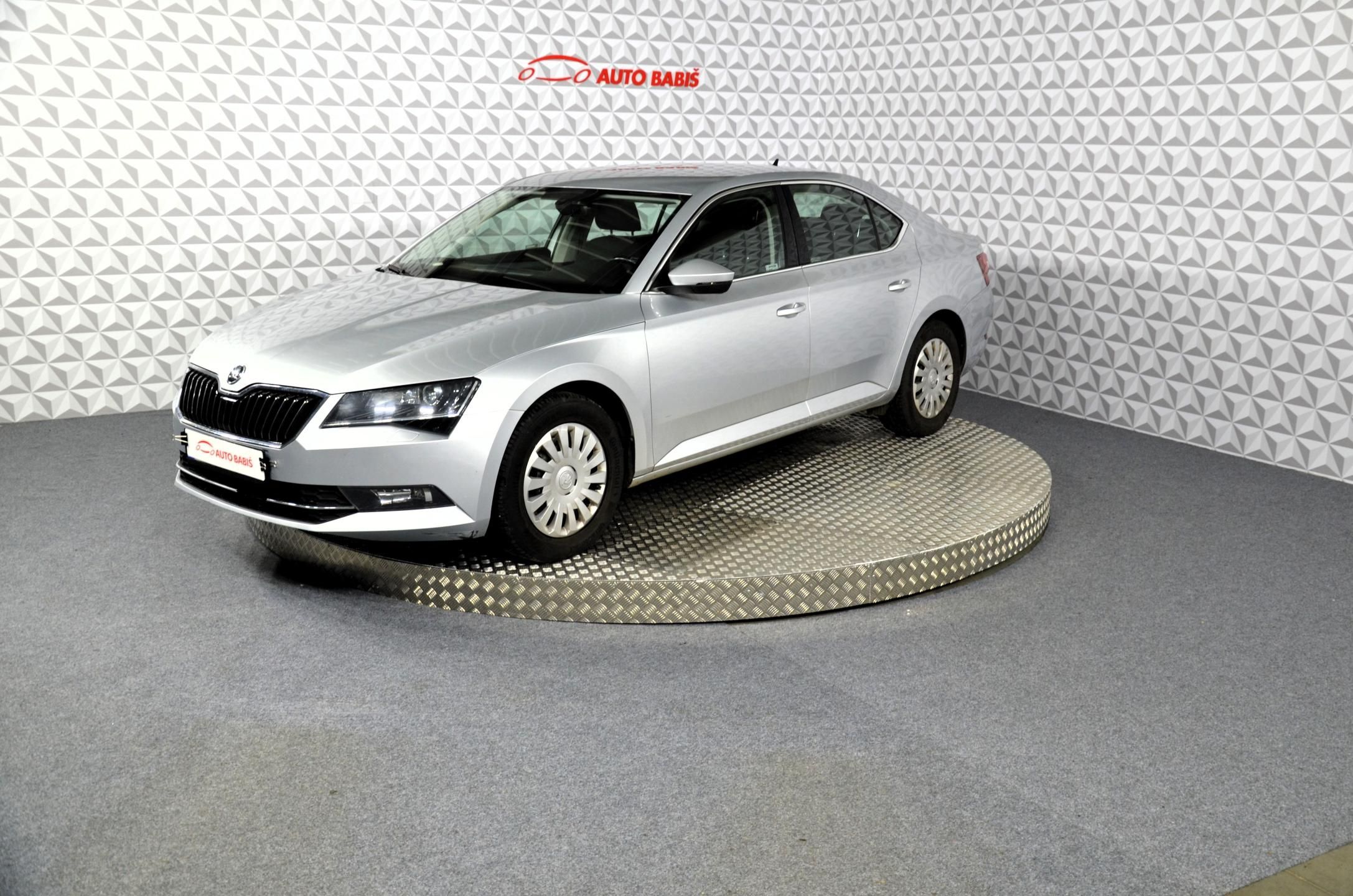 Škoda Superb, 2.0TDi 110kw Ambition