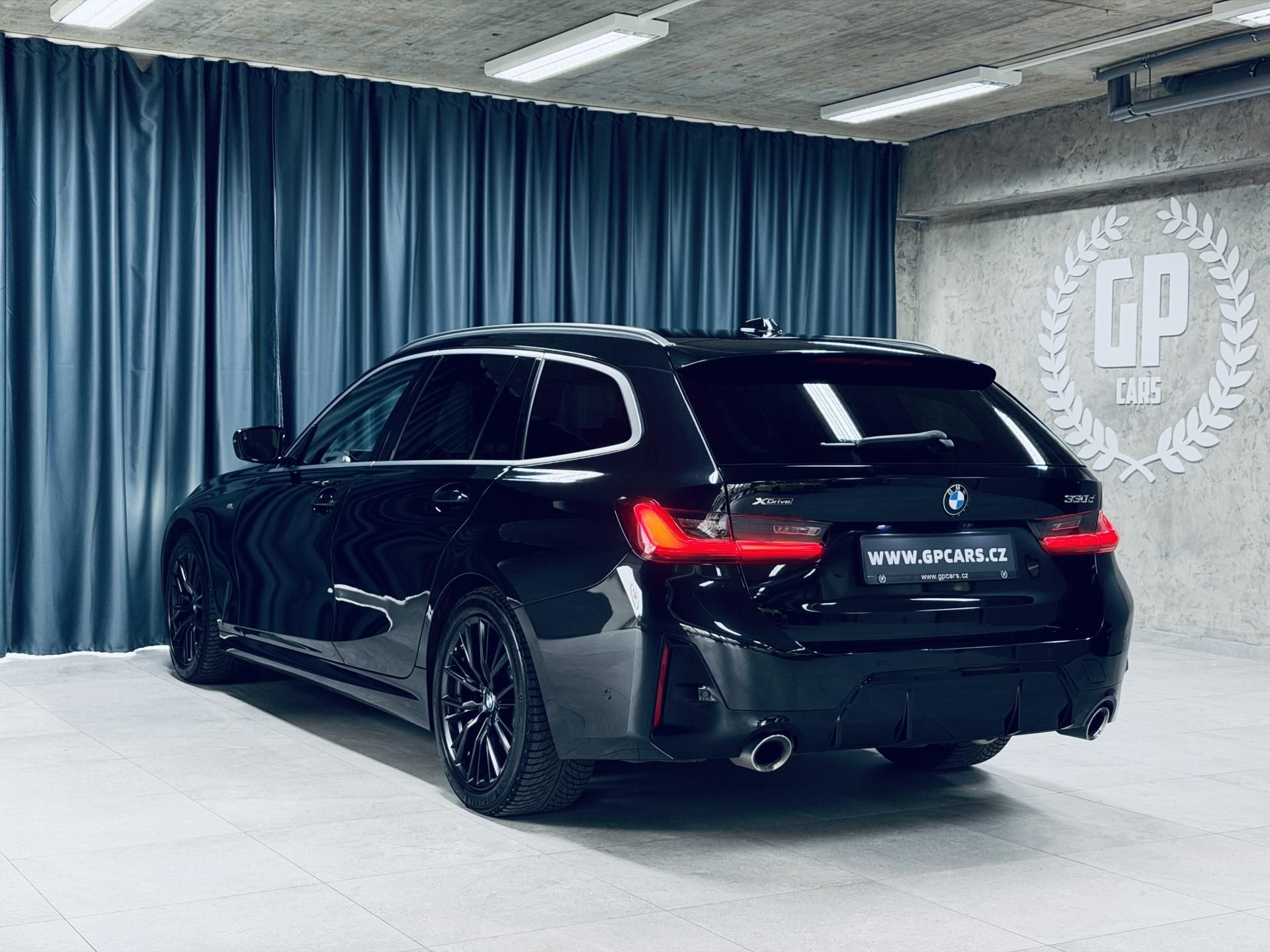 BMW Řada 3, 330d*xDRIVE*M-PAKET*ZÁR*TAŽNÉ - fotka 6