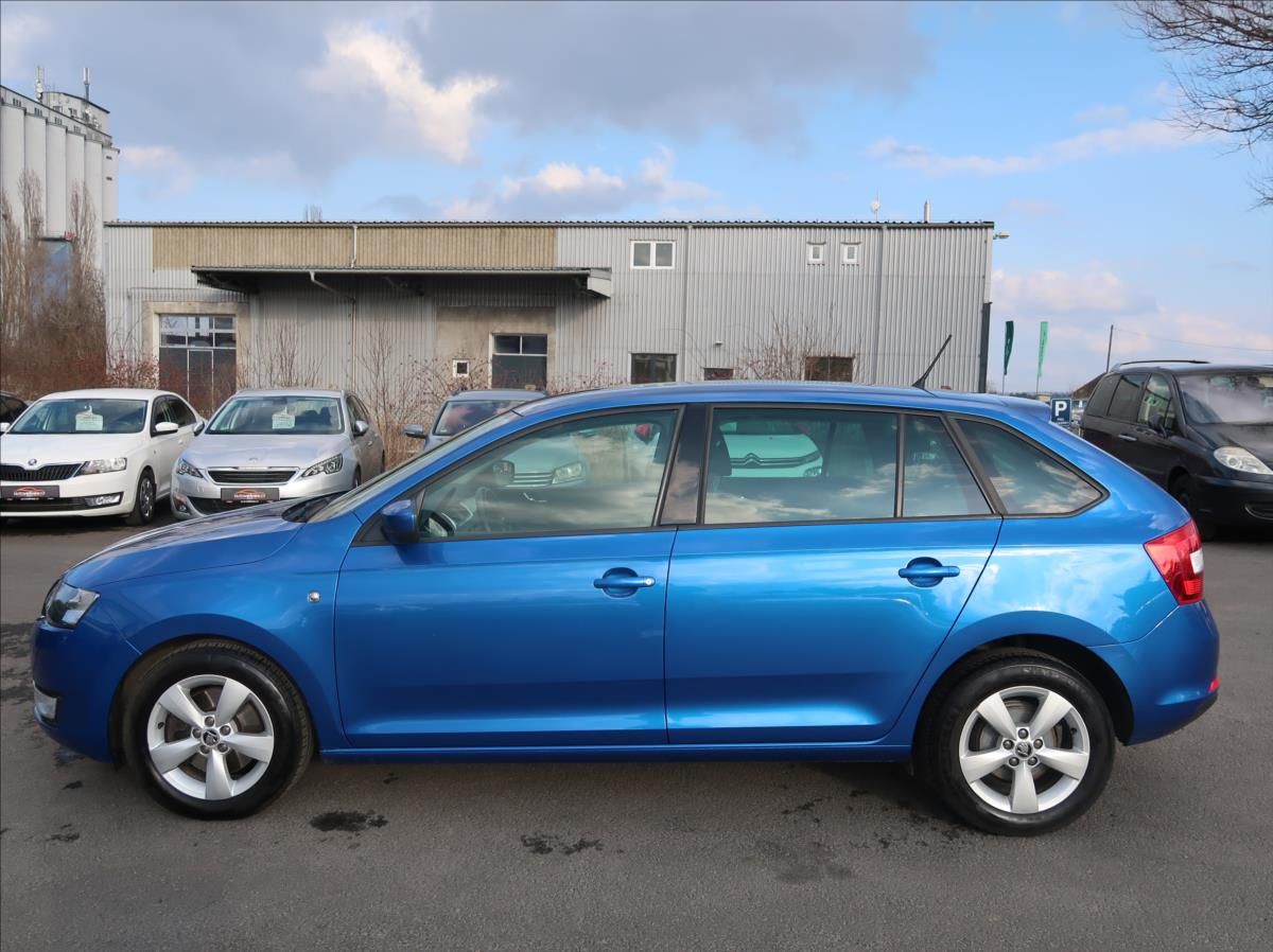Škoda Rapid, 1,6 TDi,66kW,DSG,NovéČR,Klima - fotka 6