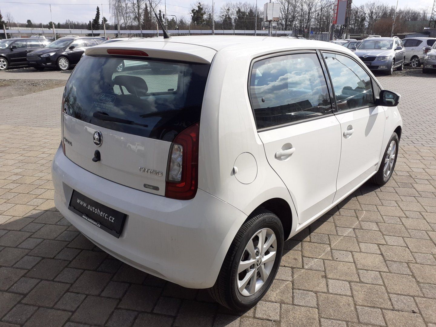 Škoda Citigo, 1.0 MPi ČR - fotka 4