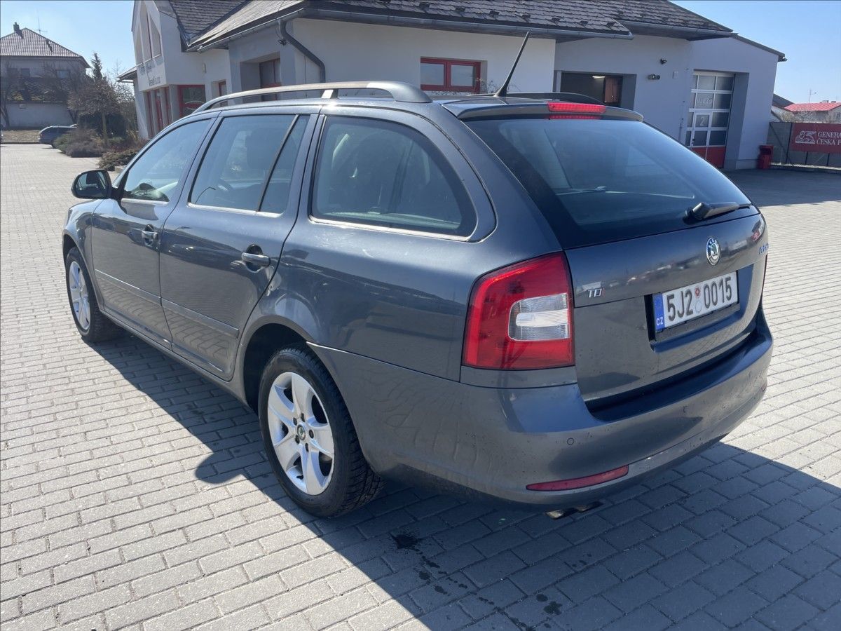 Škoda Octavia, 2,0 TDi 103kw CFH Euro5 - fotka 3