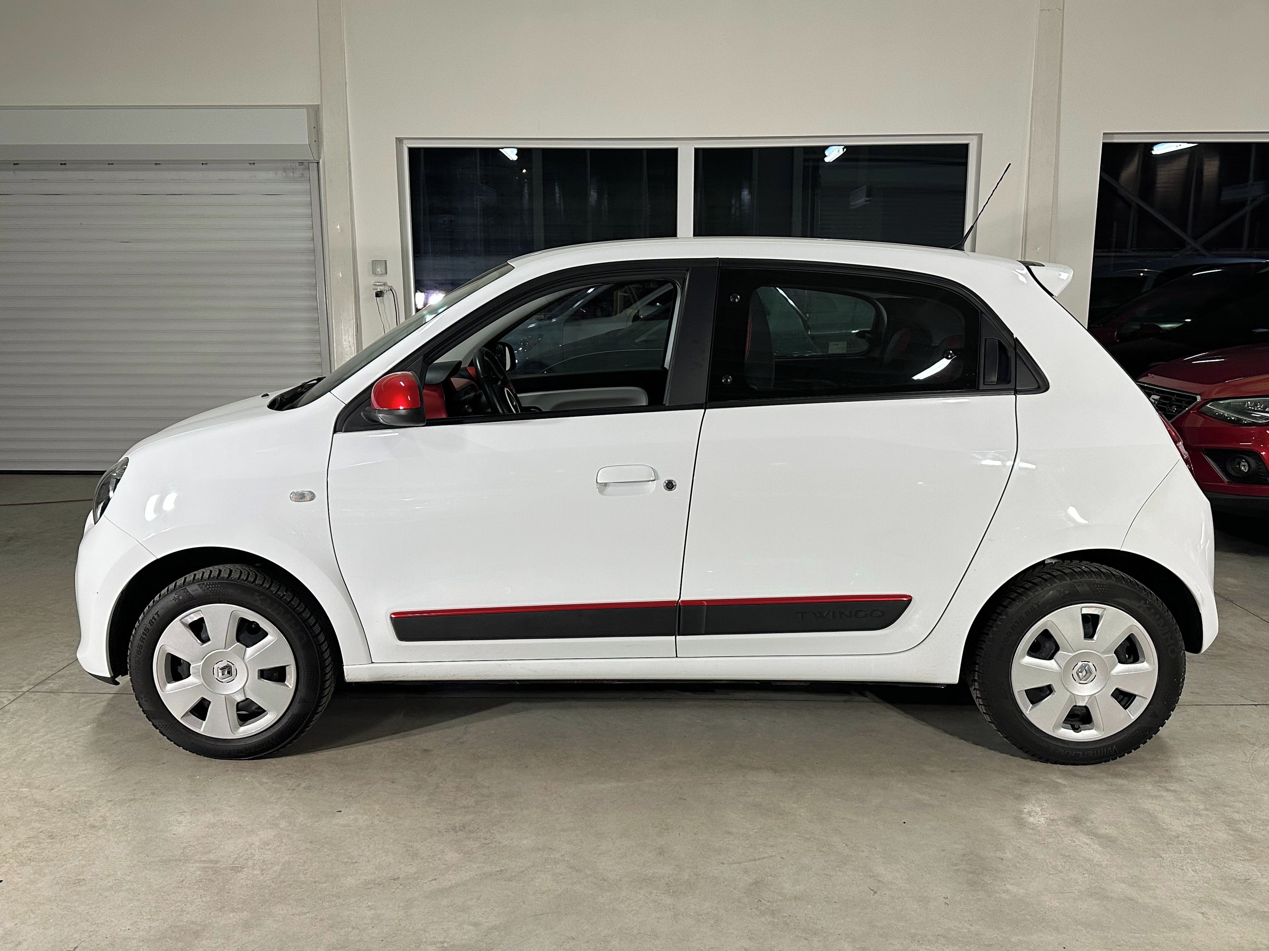 Renault Twingo, 1.0i 51kW 2018 POUZE 15TKM - fotka 5