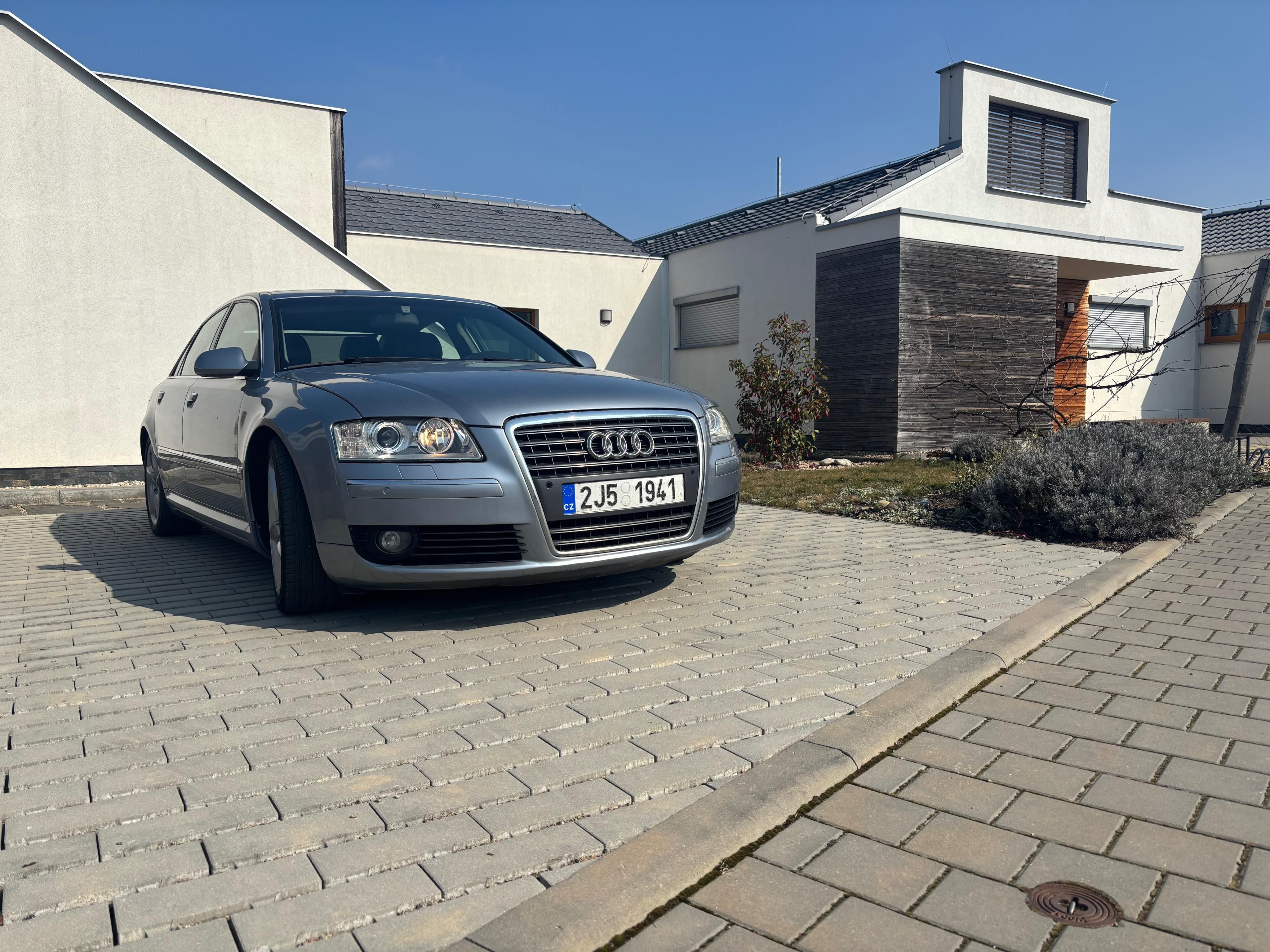 Audi A8, 3.0TDI, 4x4,alcantra - fotka 5