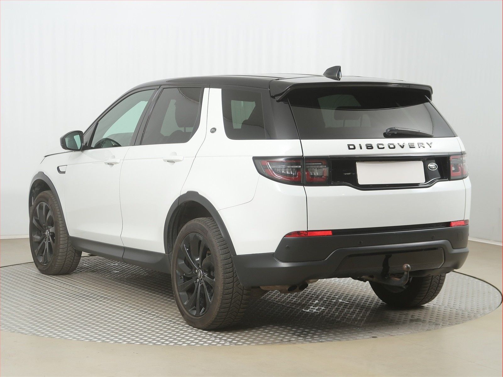 Land Rover Discovery Sport, D180, Black Edition, NOVÁ CENA - fotka 4