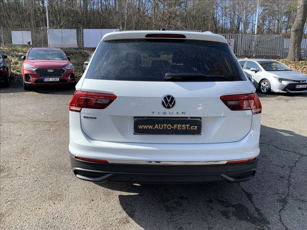 Volkswagen Tiguan Allspace, 2,0 TDI DSG 1.MAJ.,ČR,SERVISKA - fotka 6