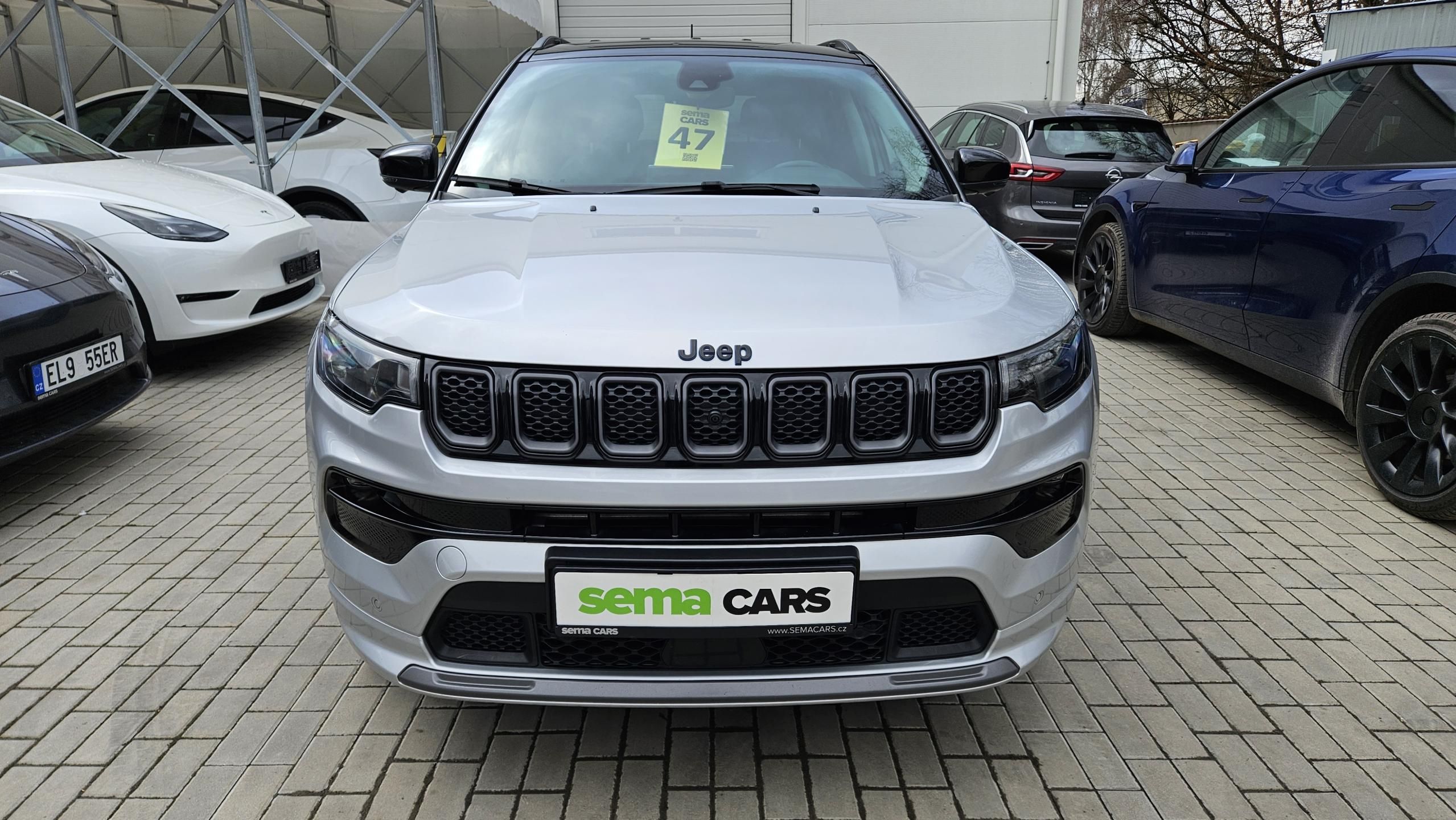 Jeep Compass, 1.3i PHEV 4Xe 177 kW Limited S - fotka 3
