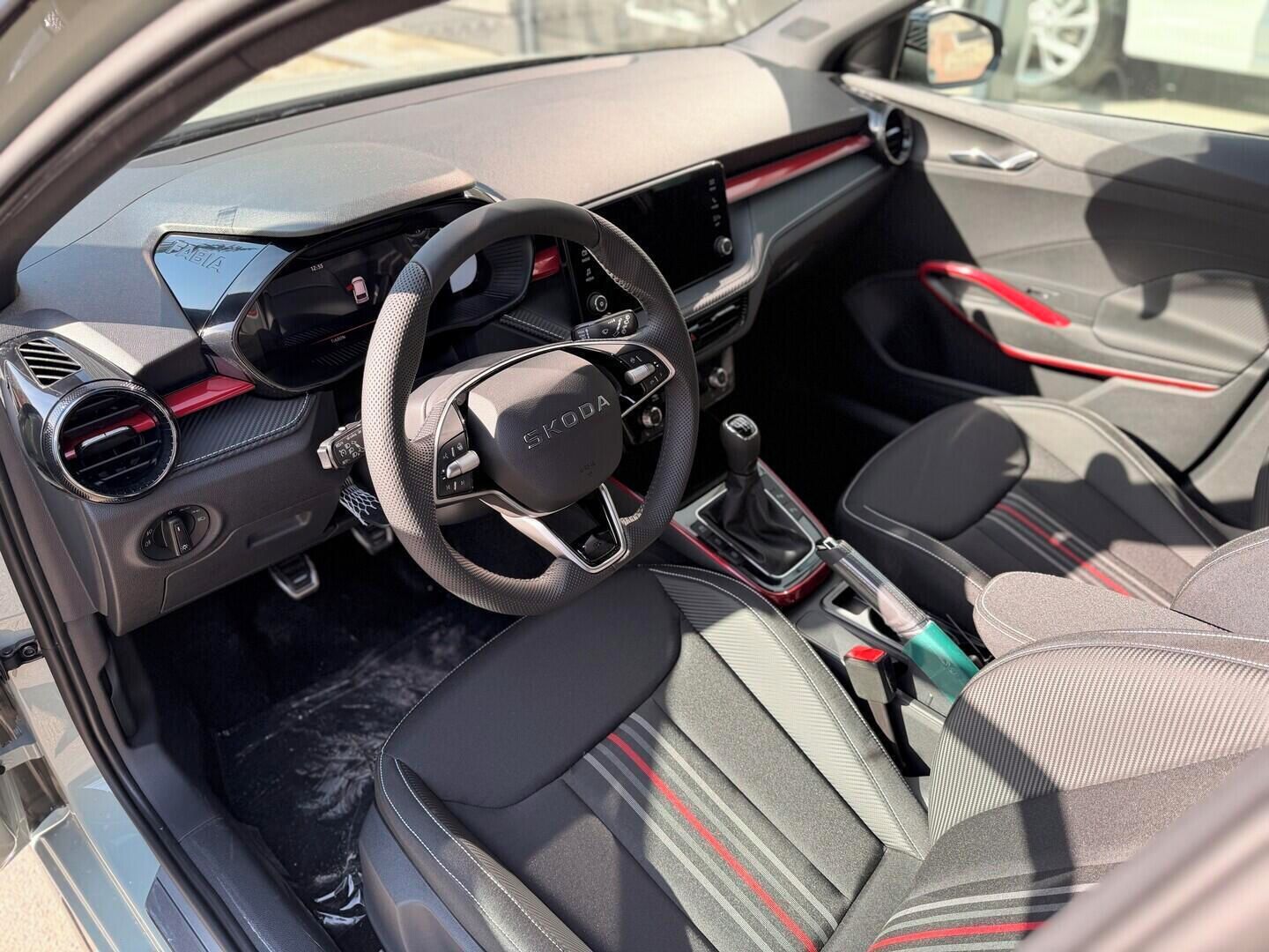 Škoda Fabia, Monte Carlo  1,0 TSI 85 kW - fotka 6