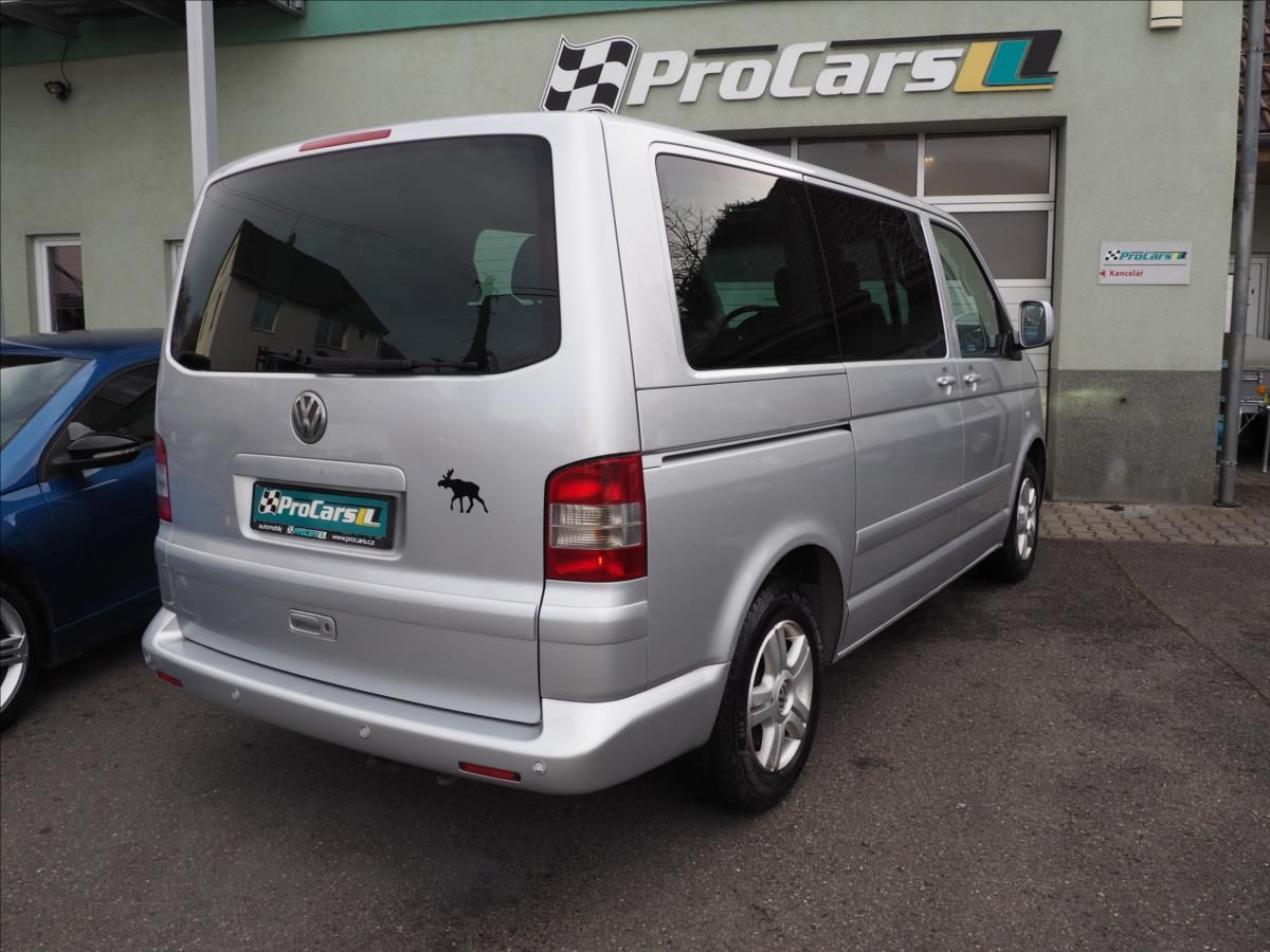 Volkswagen Multivan, 2,5 TDI  HIGHLINE DSG - fotka 3