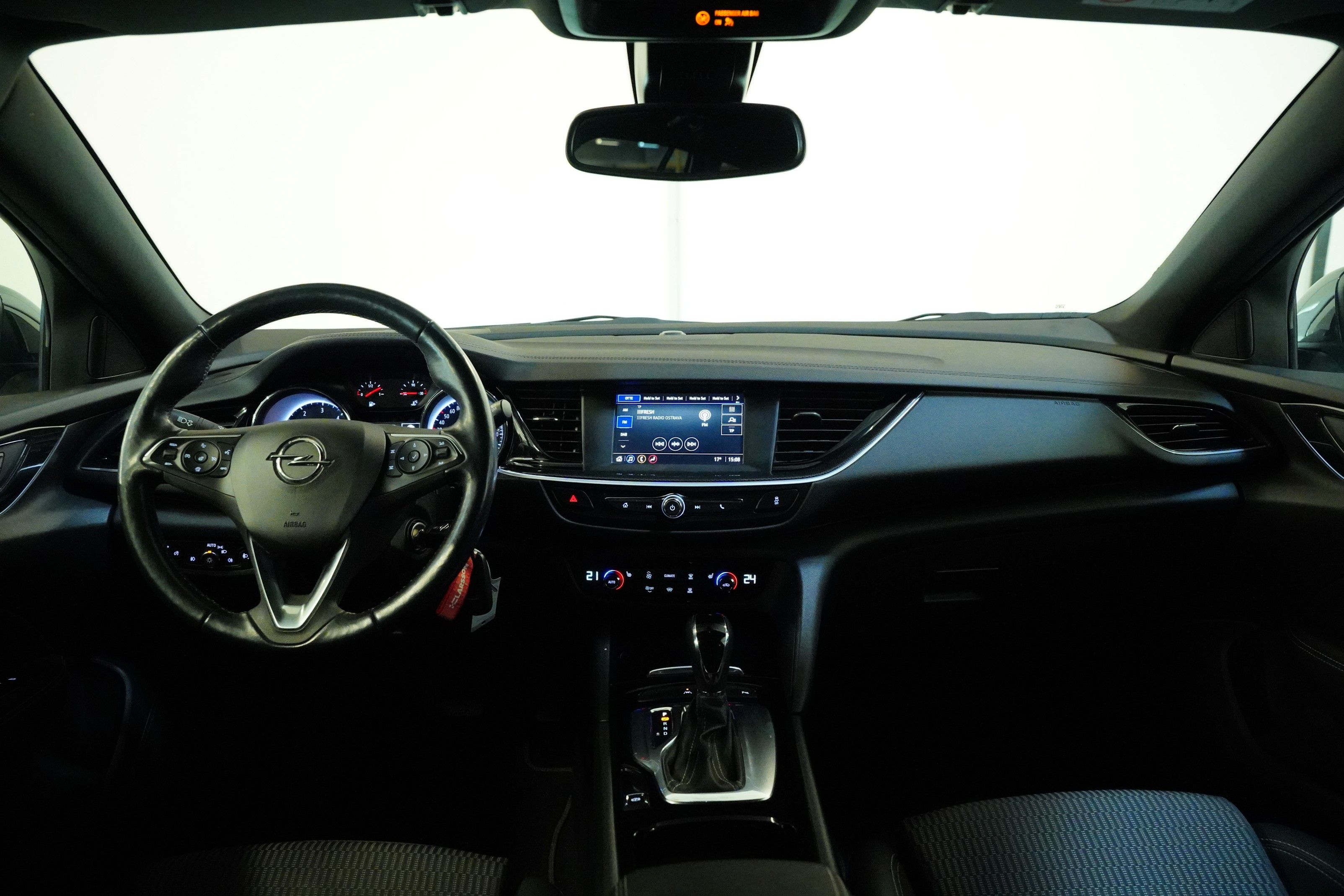 Opel Insignia, 2.0 CDTi 128 kW Elegance - fotka 5