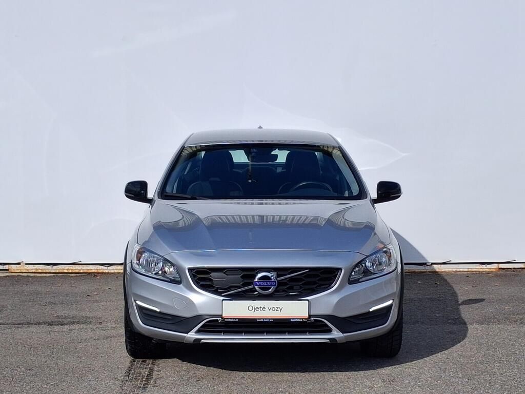 Volvo S60, Cross Country 2.0 D3 110 kW - fotka 4