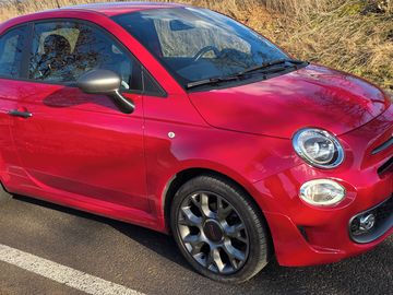 Fiat 500 edice sport - červený