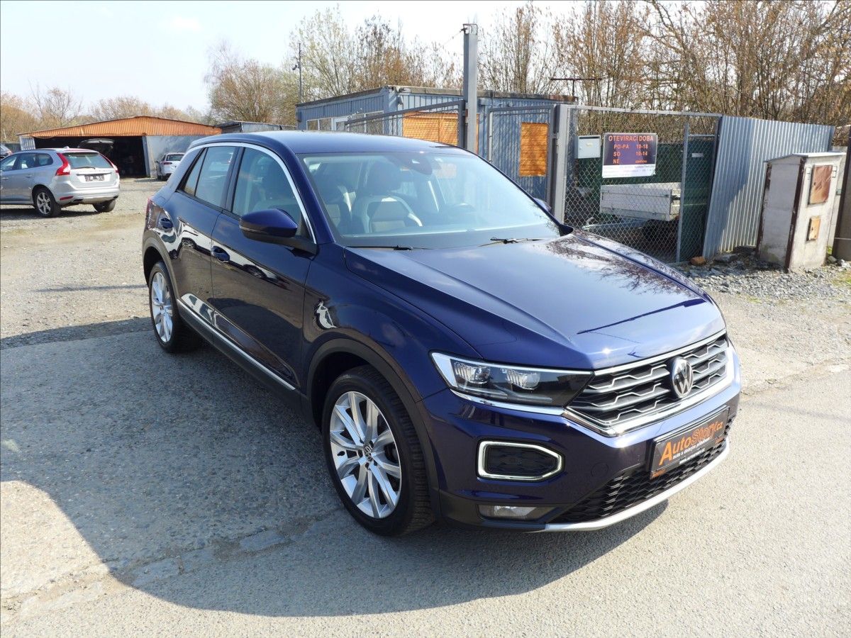 Volkswagen T-Roc, 2,0 TDI  110KW 4x4 VIRTUAL LED - fotka 4