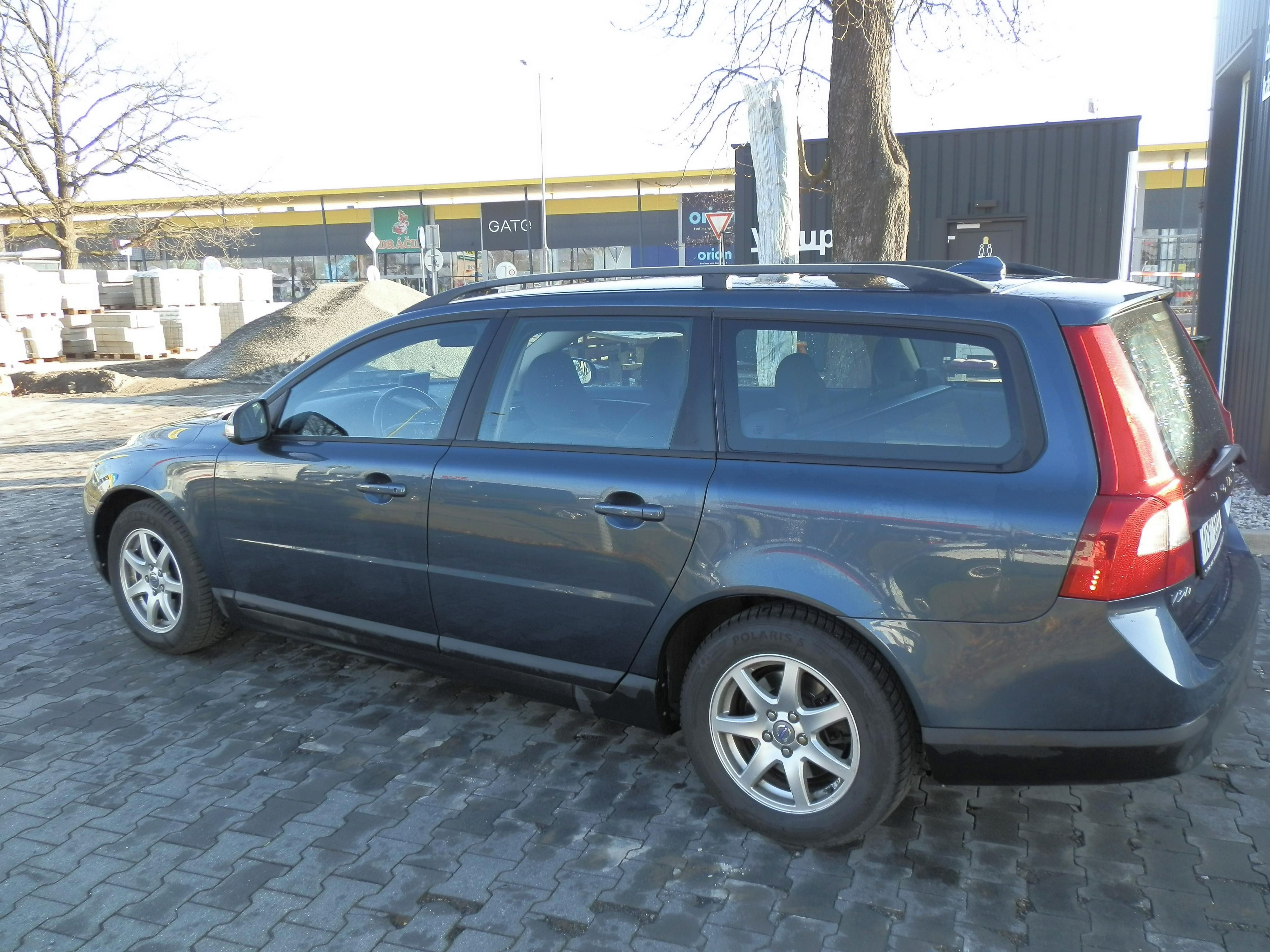 Volvo V70, 2,4 D5 - nové rozvody a oleje - fotka 2