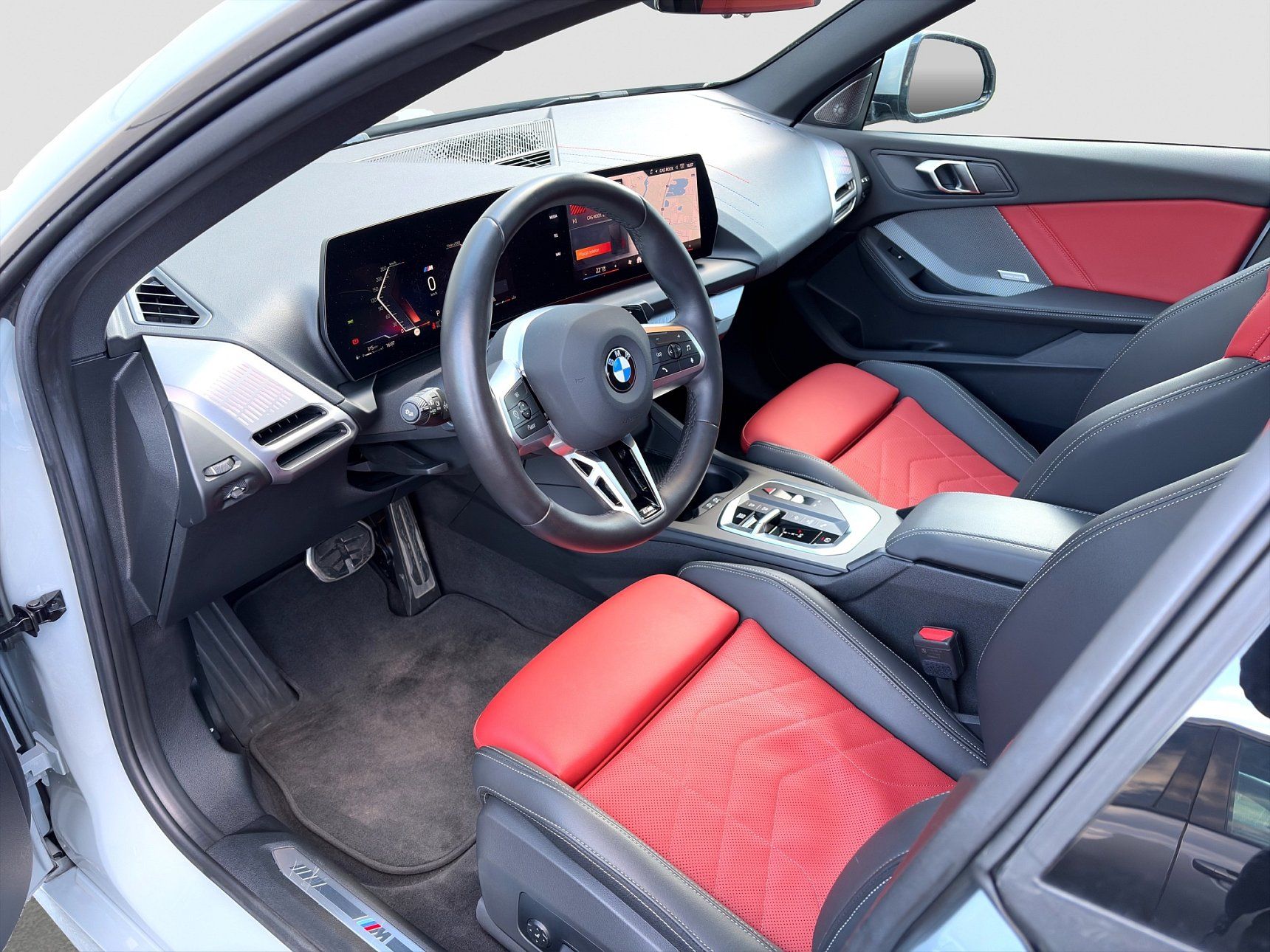 BMW Řada 2 - fotka 5