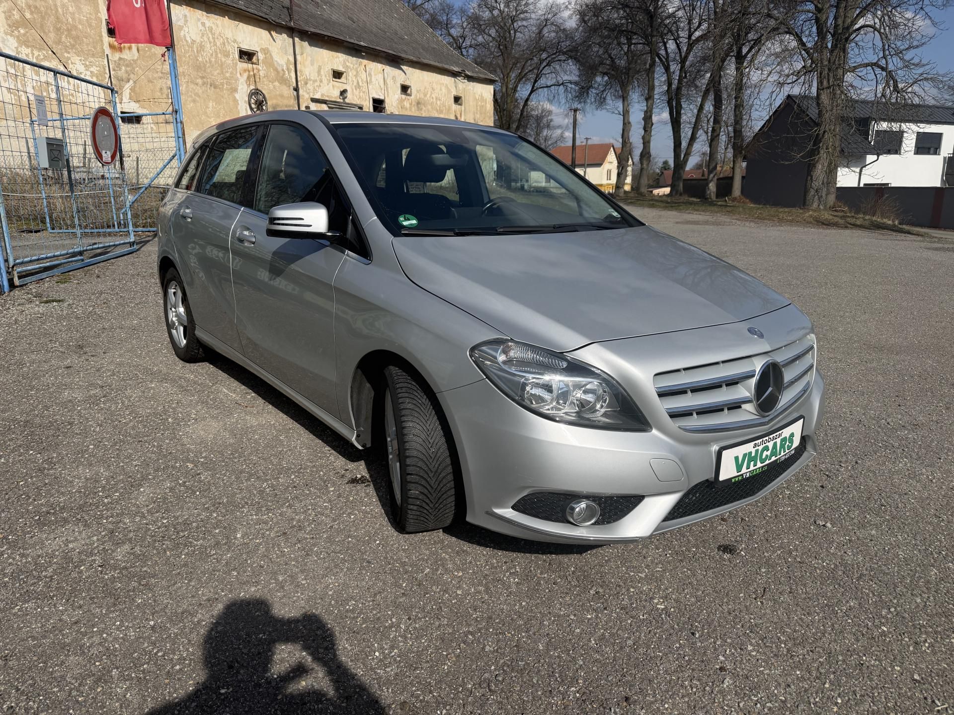 Mercedes-Benz Třídy B, 180CDI TAŽNÉ - fotka 3