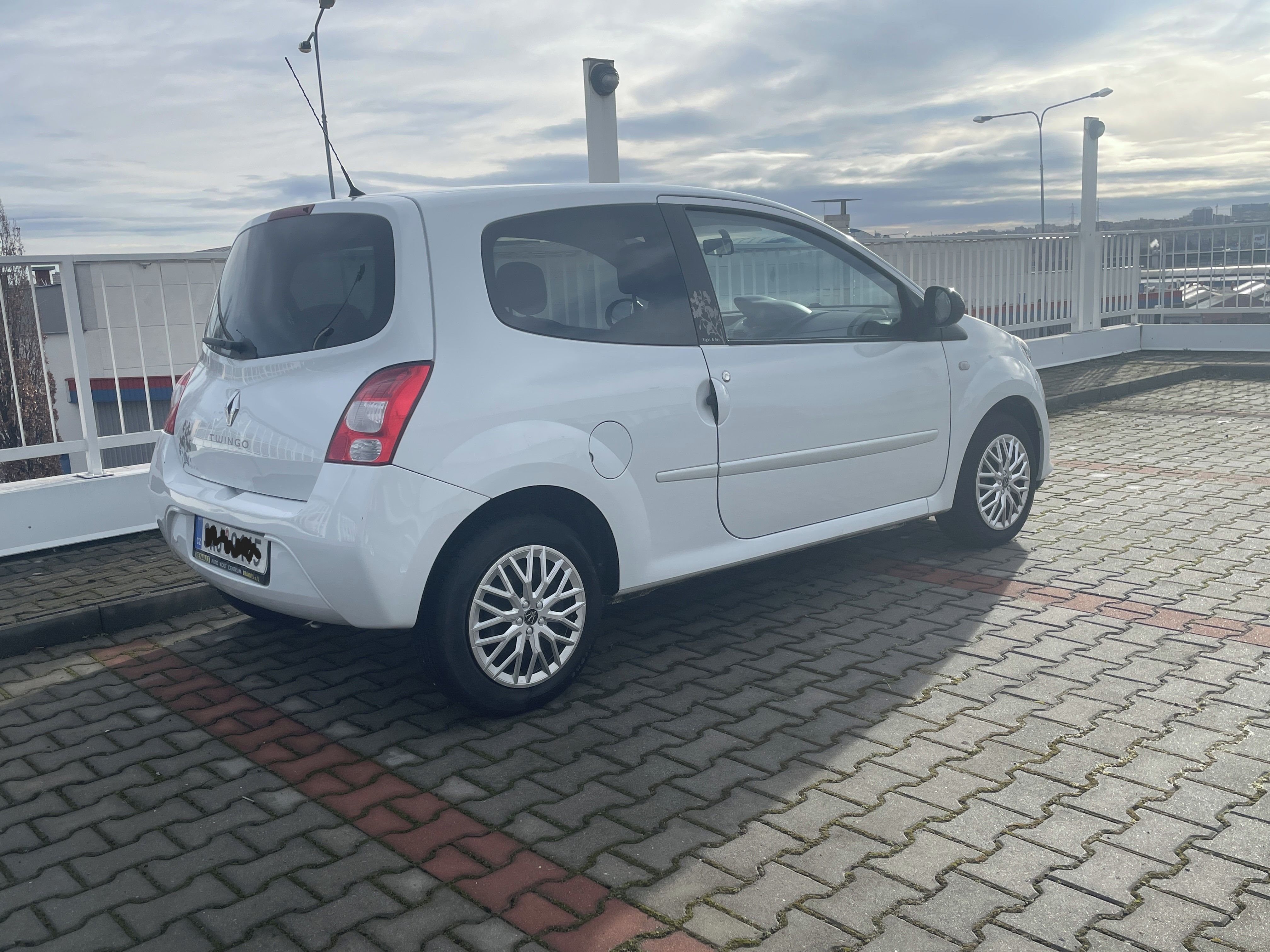 Renault Twingo - fotka 6