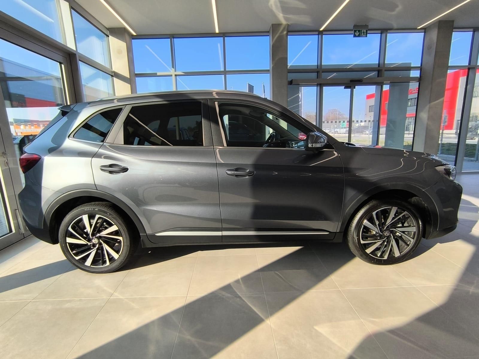 MG ZS, ZS HEV EXCLUSIVE - fotka 4
