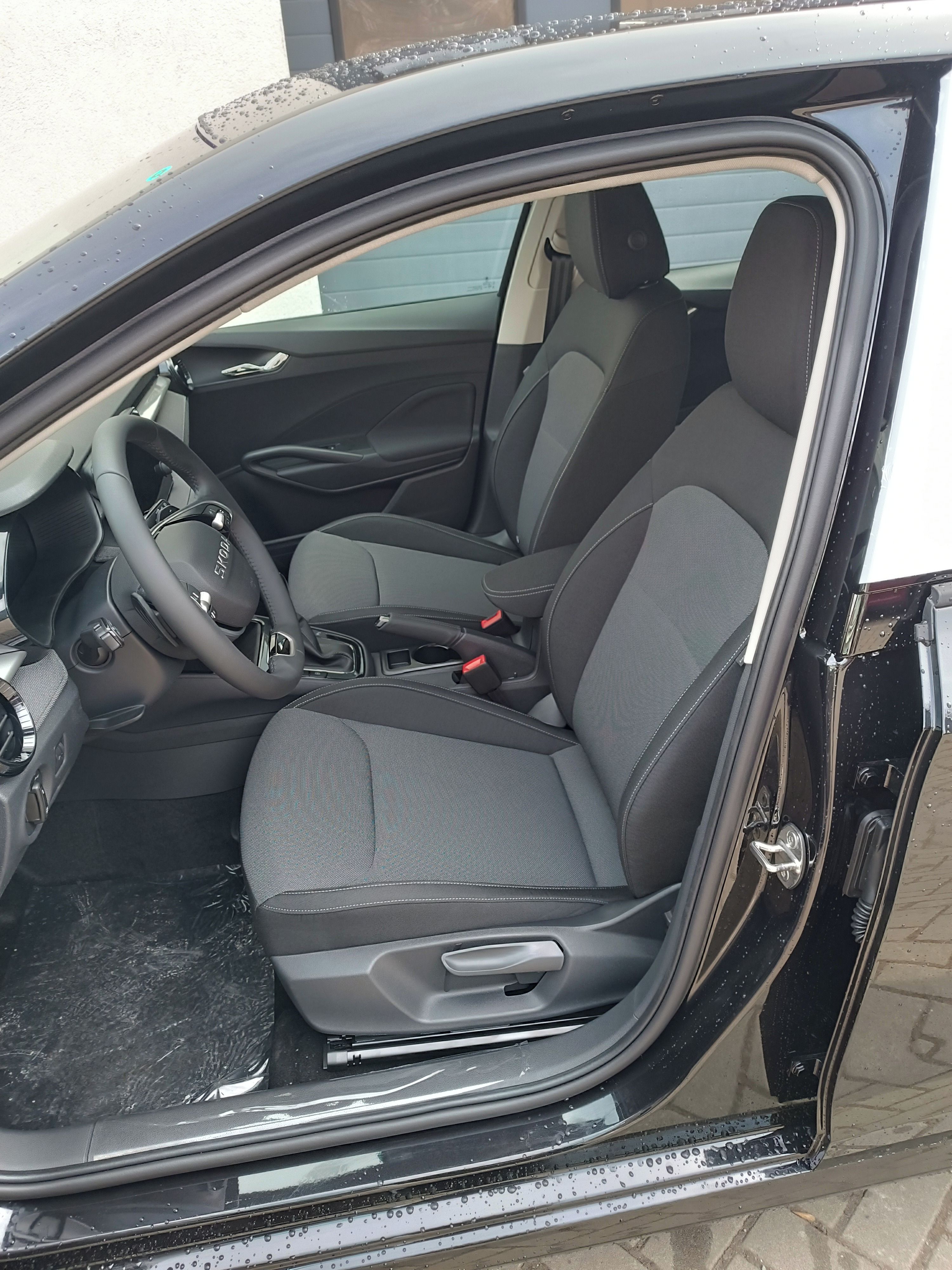 Škoda Fabia, Classic 1,0TSI 85kw 7st.DSG - fotka 5
