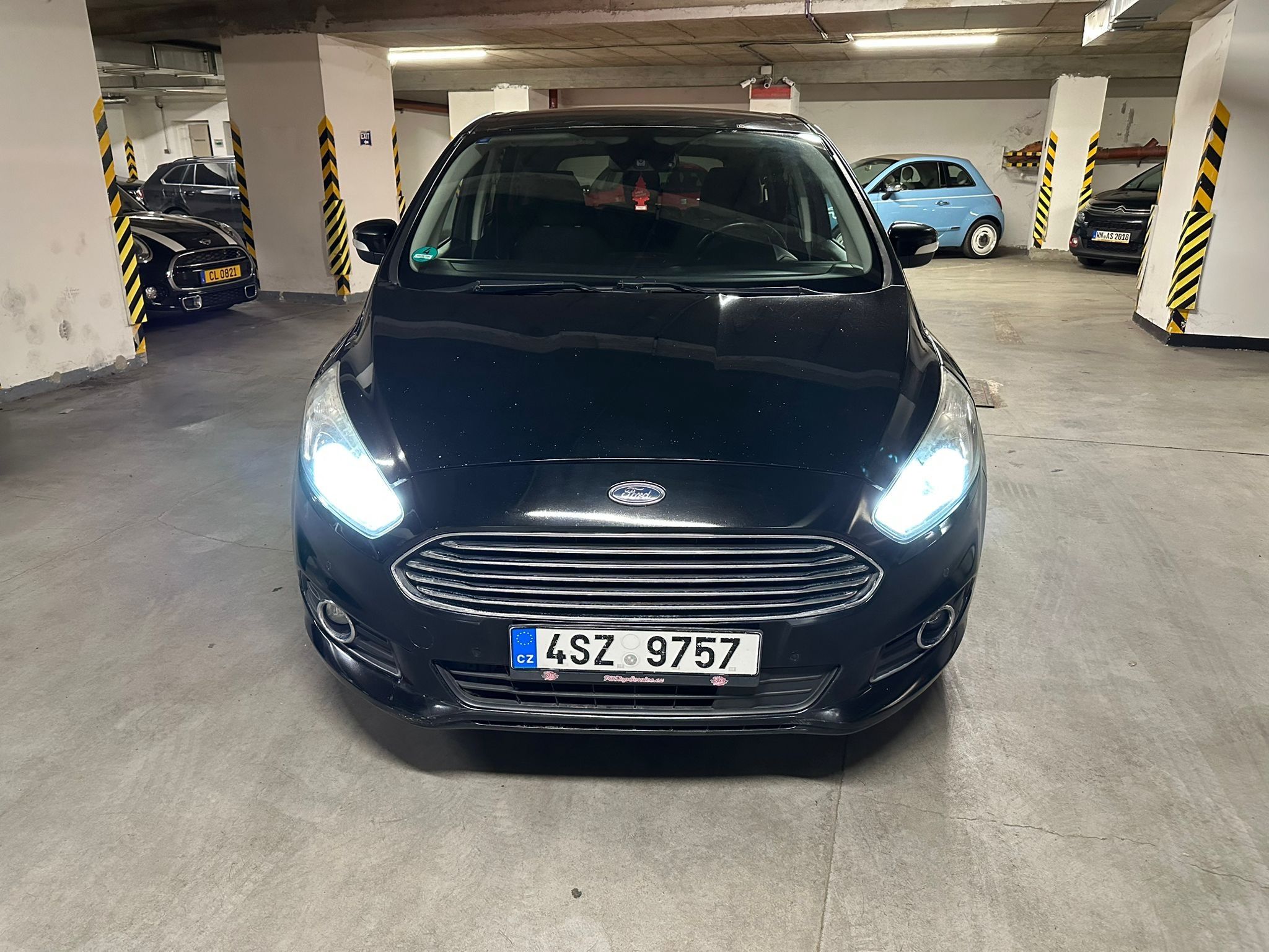 Ford S-MAX, 2.0 DIESEL 110 kw - fotka 4