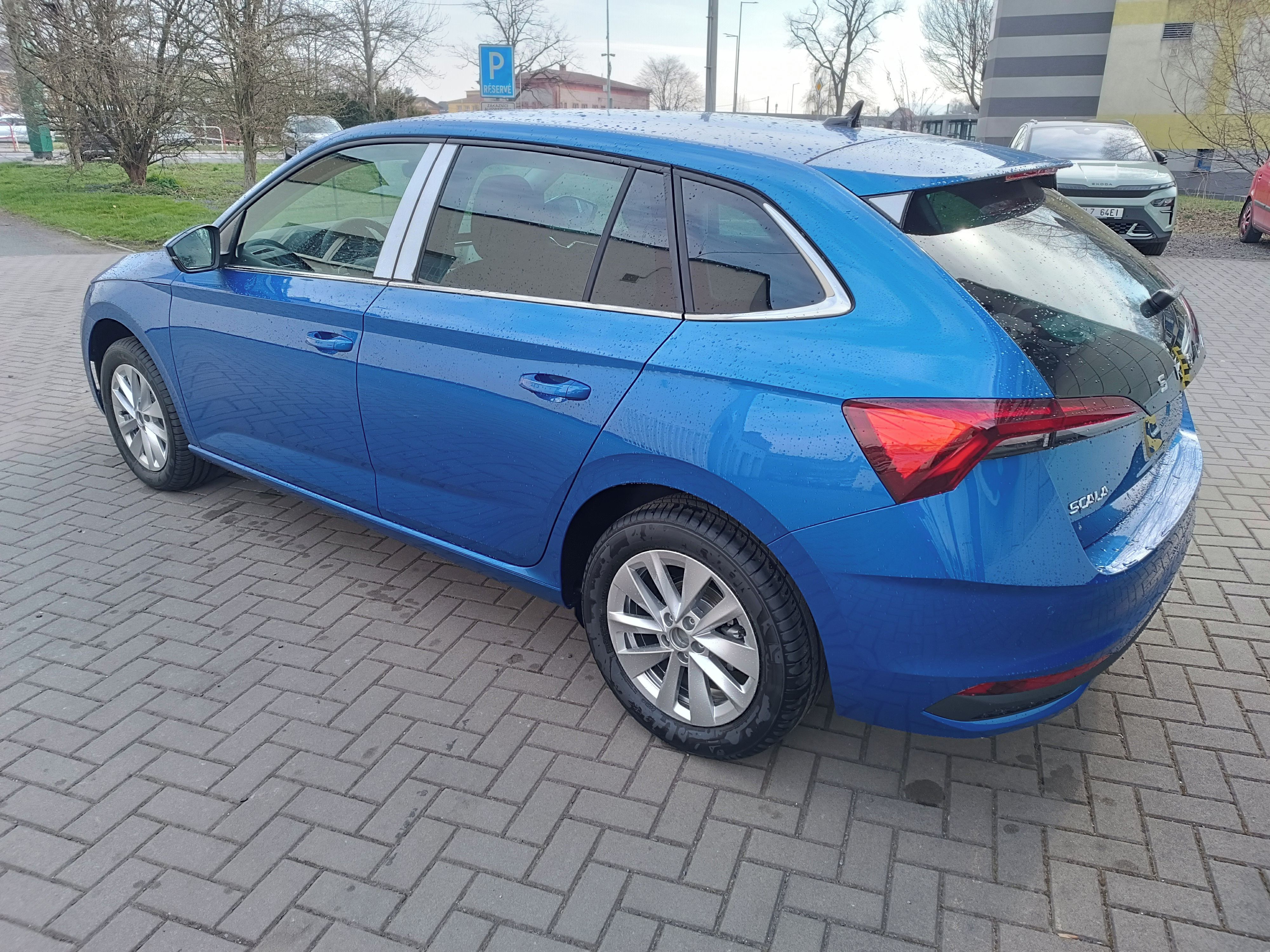 Škoda Scala, Top Select. 1,5 TSI 110kw 6man - fotka 4